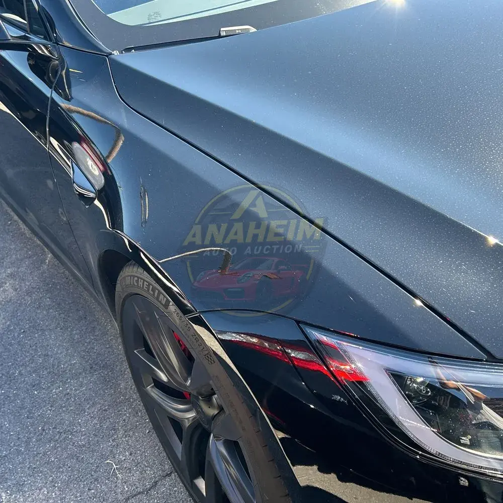 2025 Tesla Model S Plaid