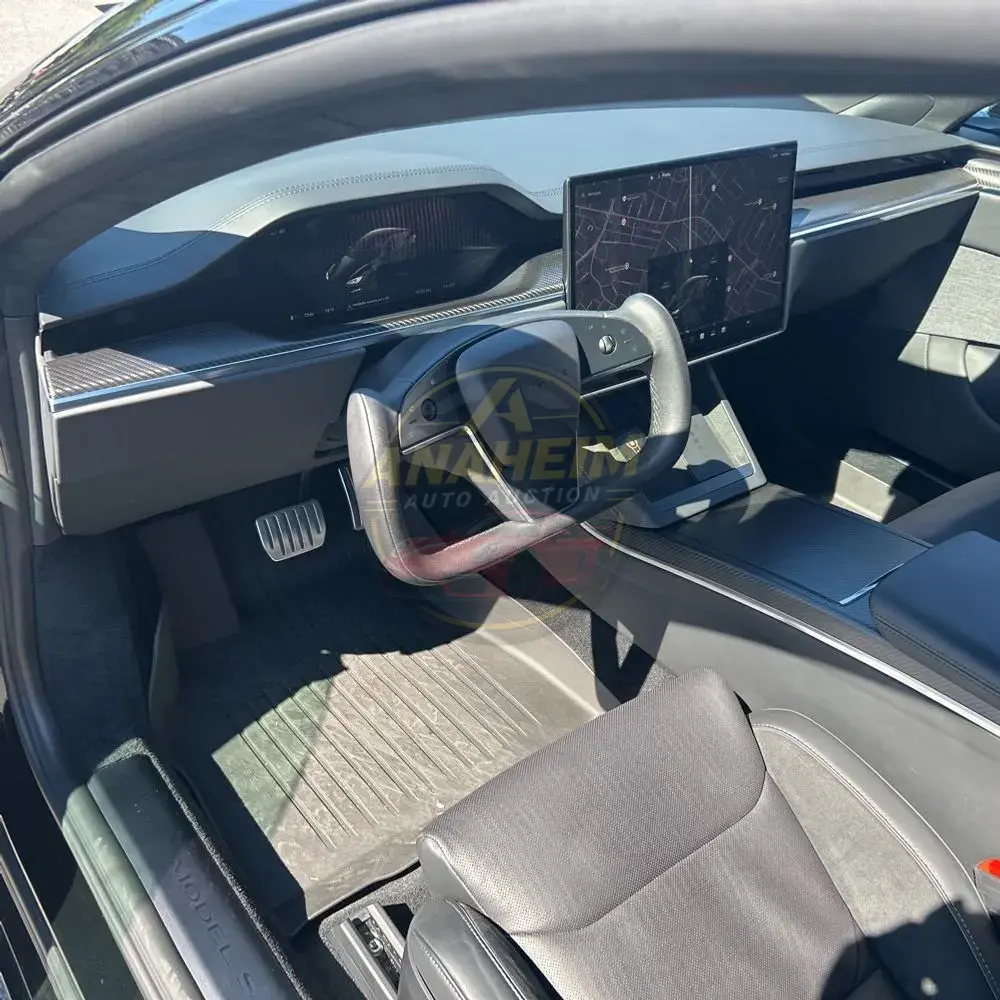 2025 Tesla Model S Plaid