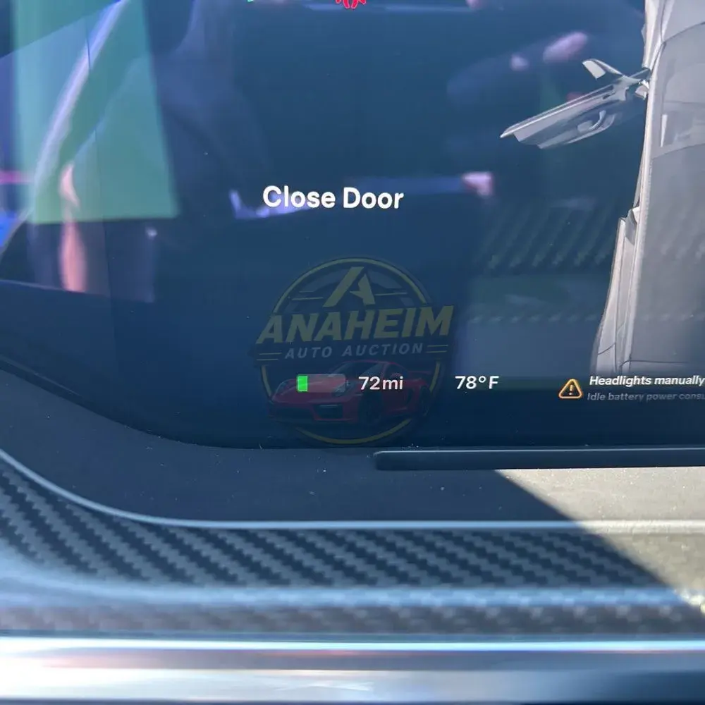 2025 Tesla Model S Plaid