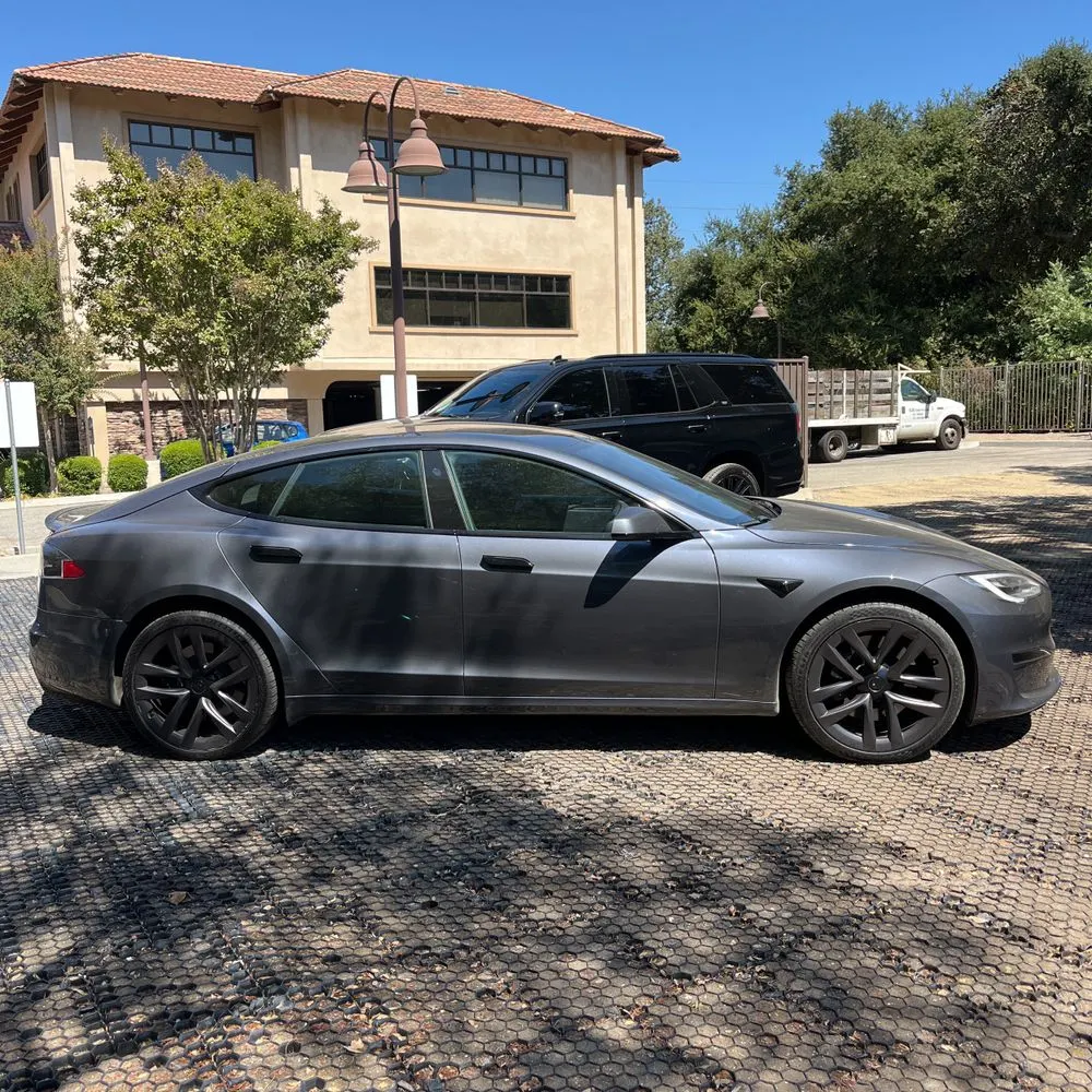2021 Tesla Model S Plaid
