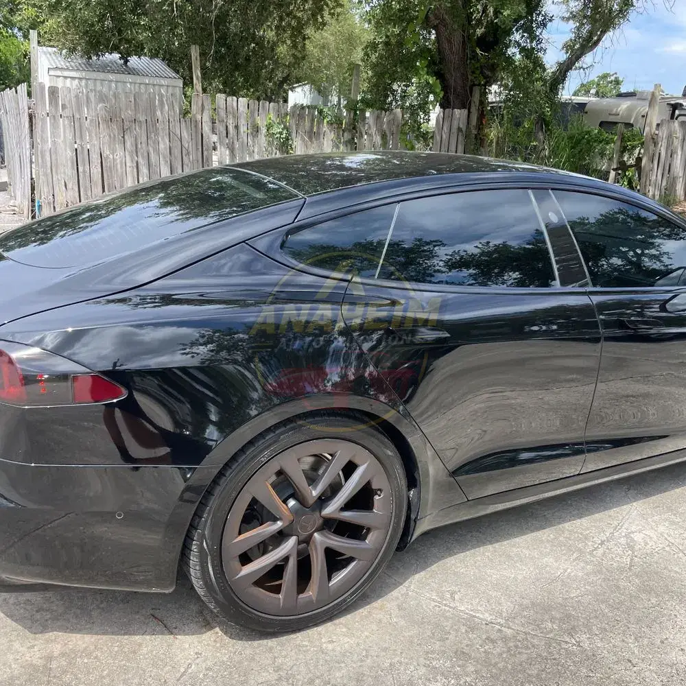 2021 Tesla Model S Plaid