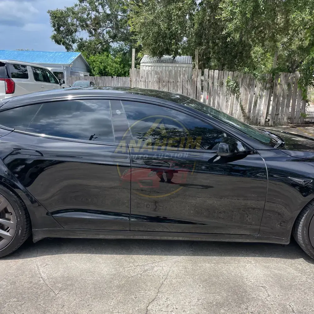 2021 Tesla Model S Plaid