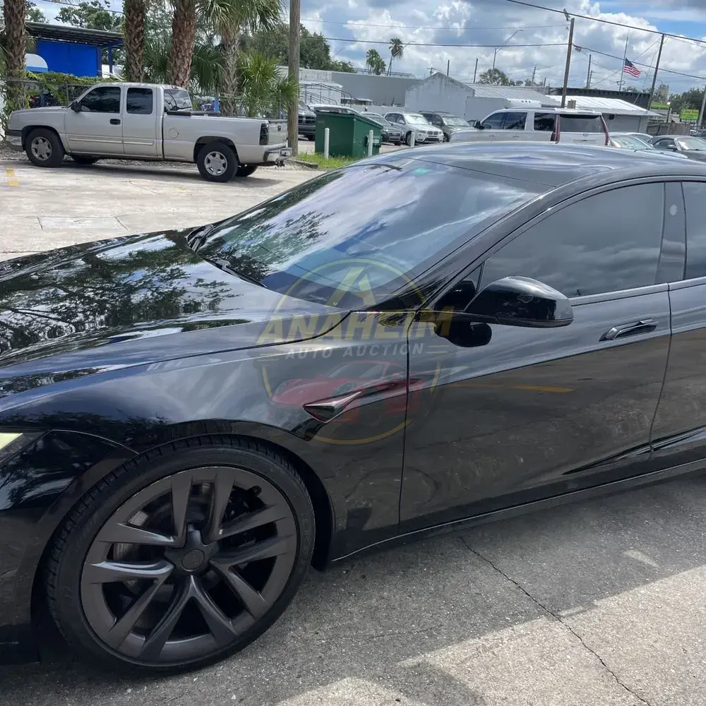 2021 Tesla Model S Plaid