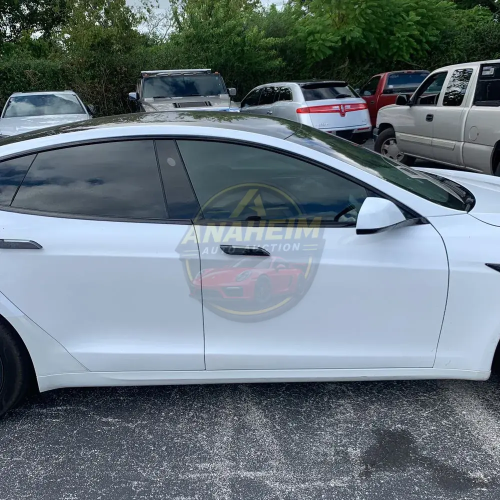 2021 Tesla Model S Plaid