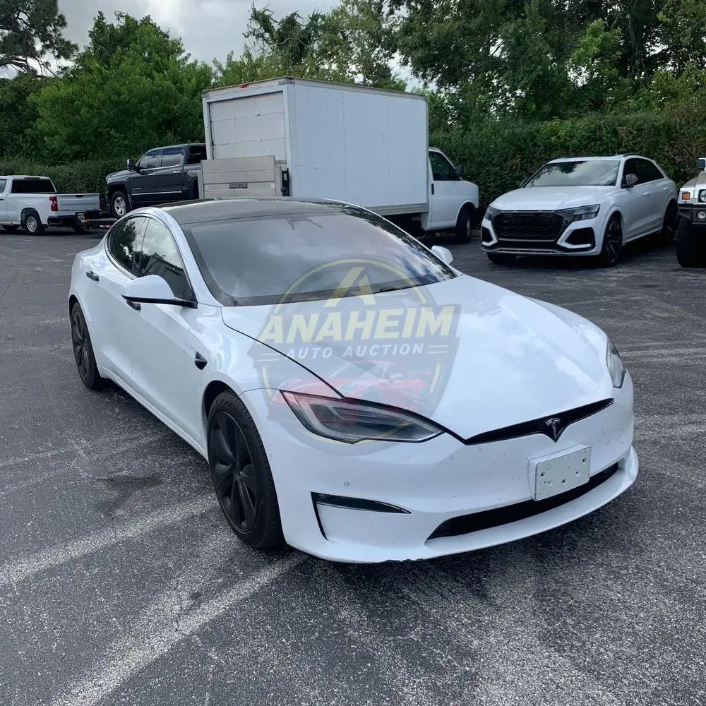2021 Tesla Model S Plaid