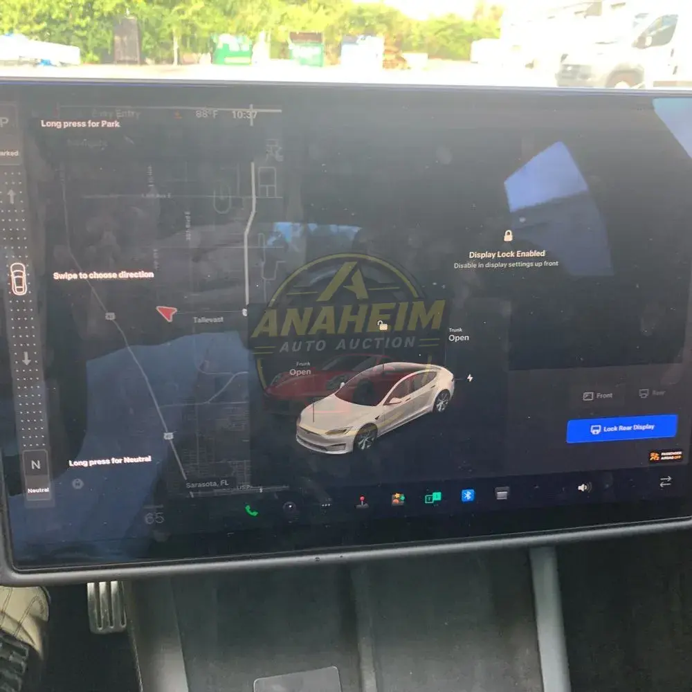 2021 Tesla Model S Plaid