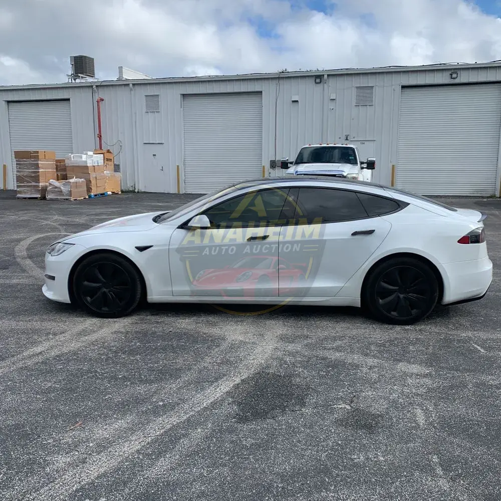 2021 Tesla Model S Plaid