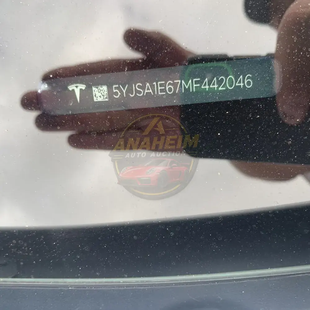 2021 Tesla Model S Plaid
