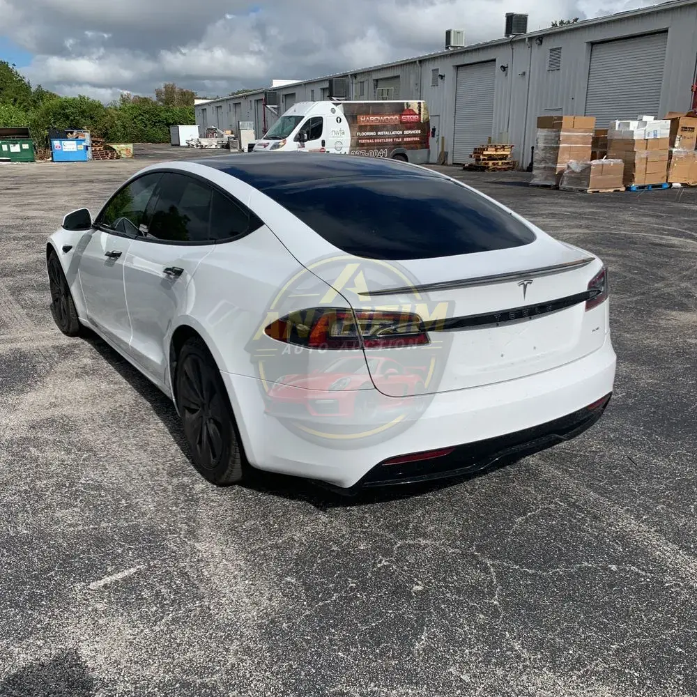2021 Tesla Model S Plaid