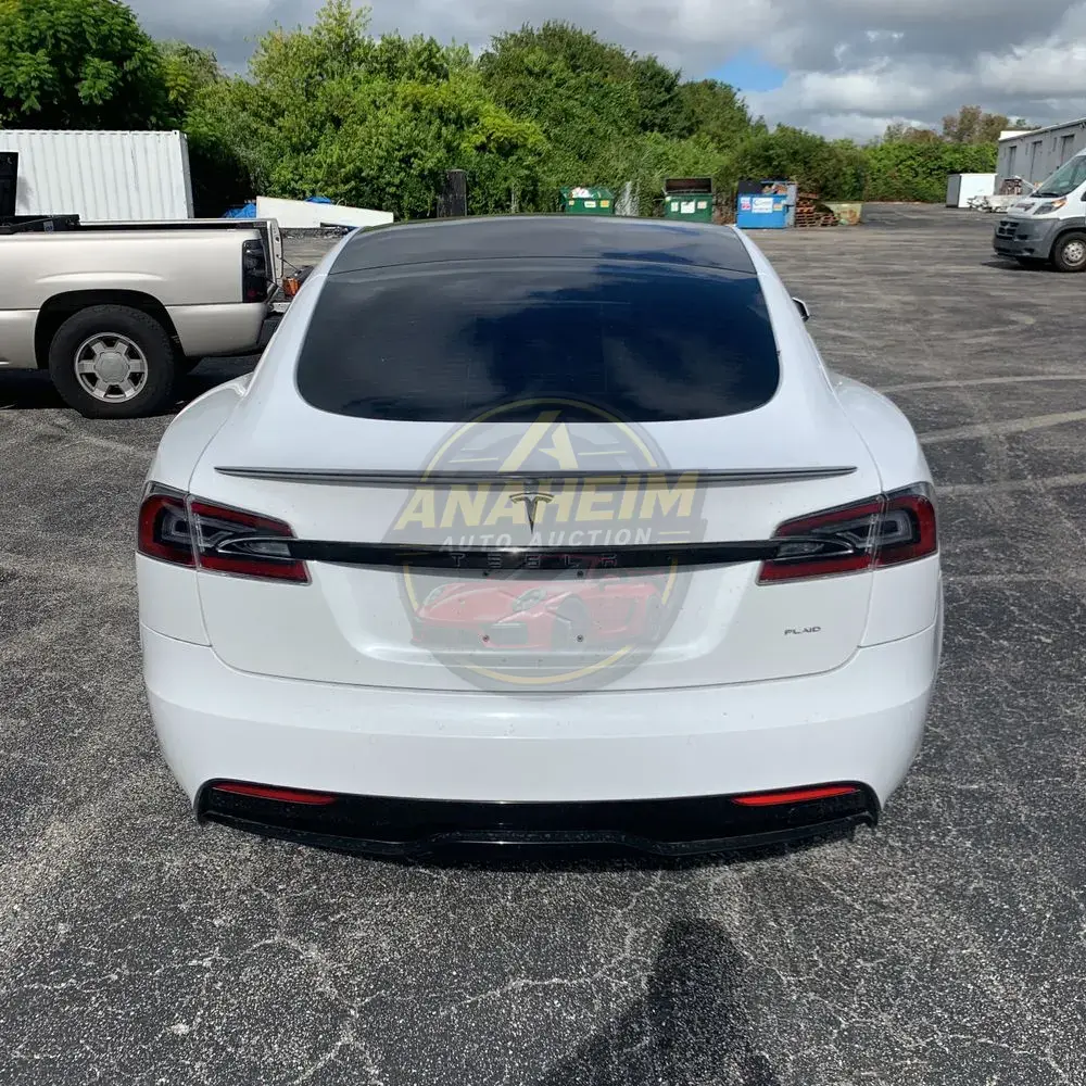 2021 Tesla Model S Plaid