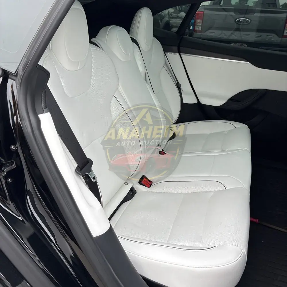 2023 Tesla Model S Plaid