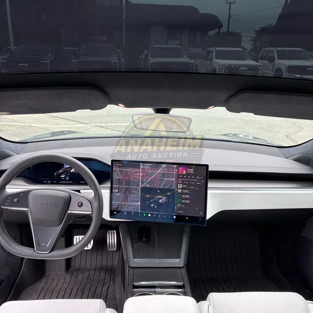 2023 Tesla Model S Plaid