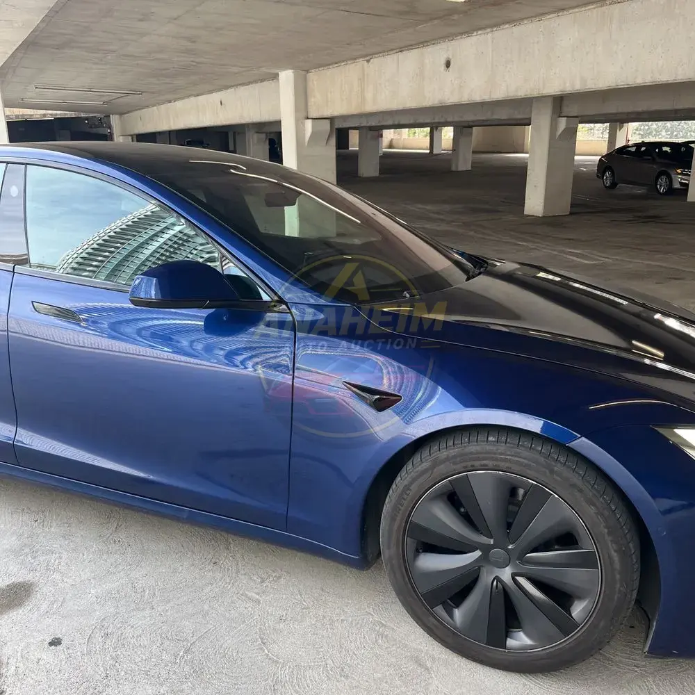2021 Tesla Model S Plaid