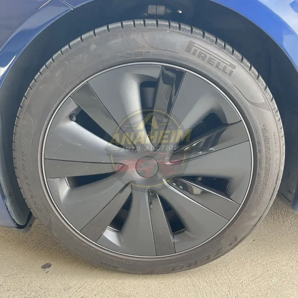 2021 Tesla Model S Plaid