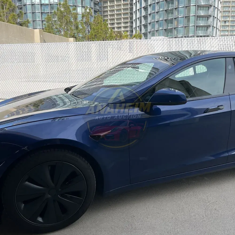 2021 Tesla Model S Plaid