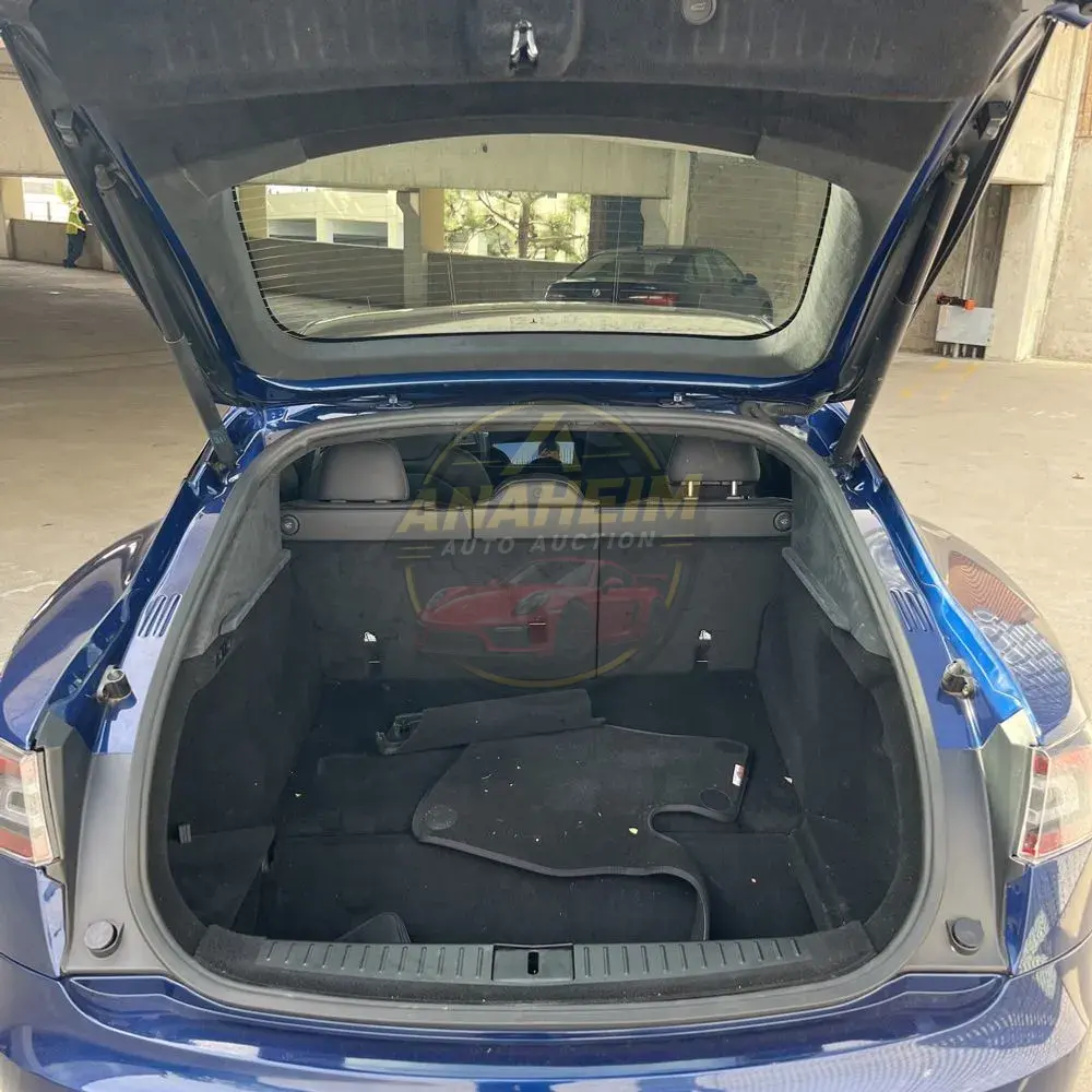 2021 Tesla Model S Plaid