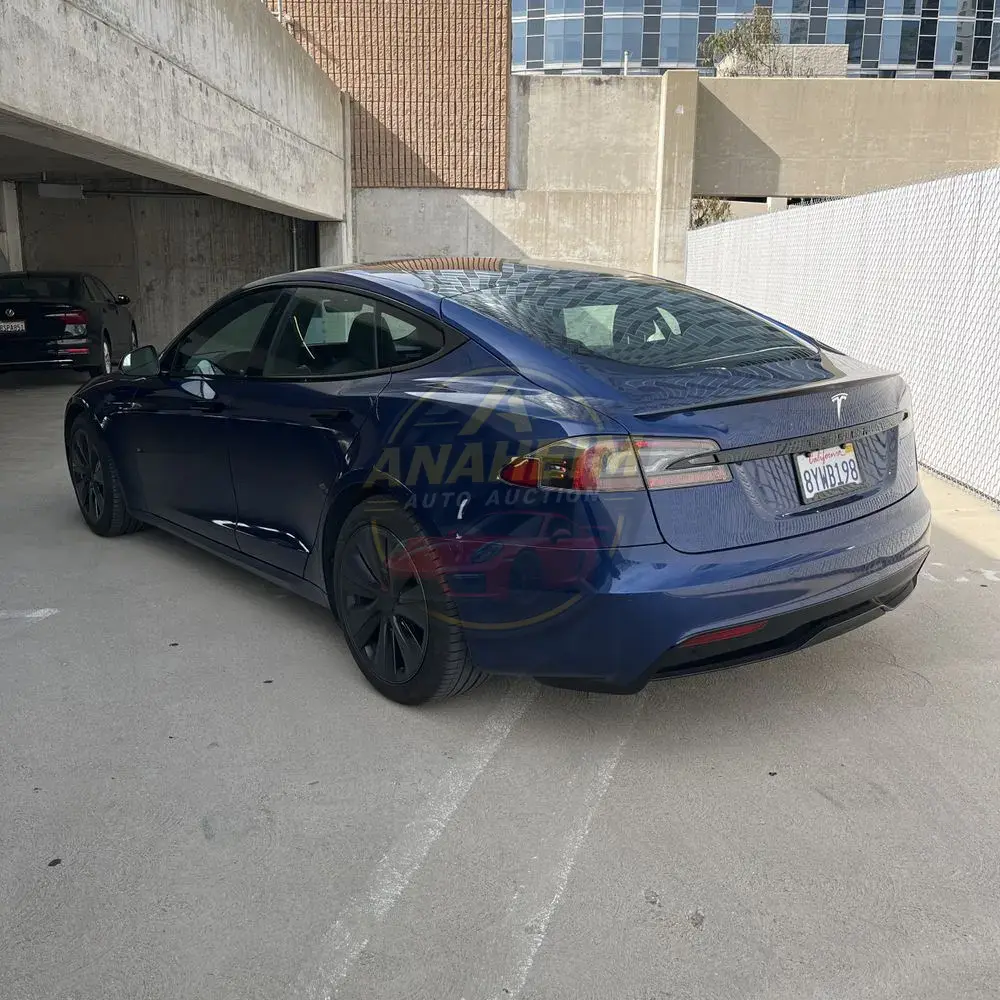 2021 Tesla Model S Plaid