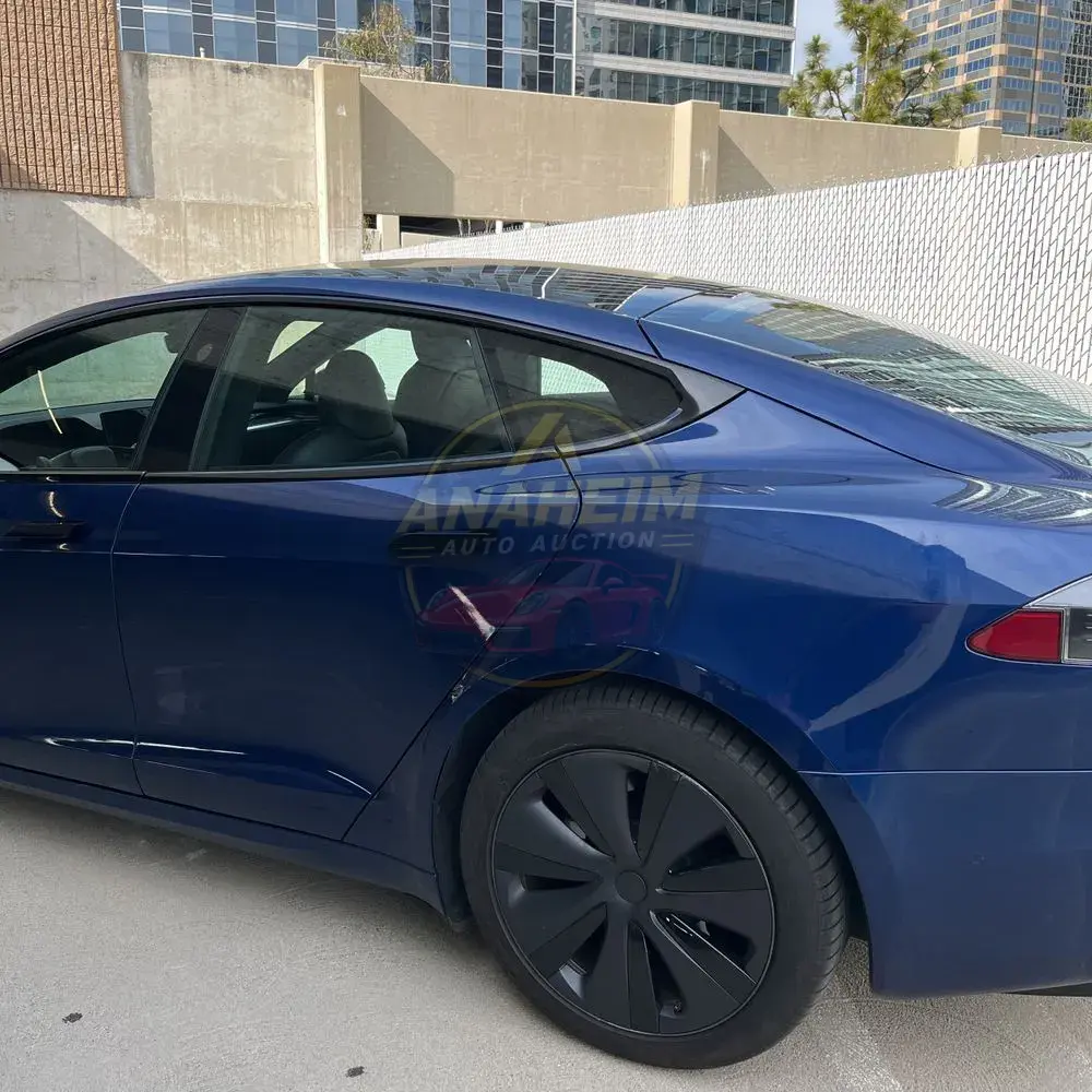 2021 Tesla Model S Plaid