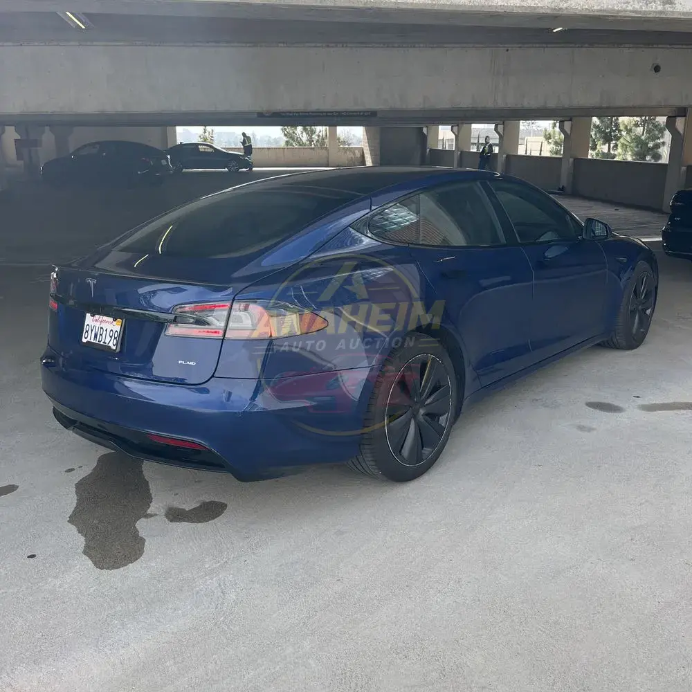 2021 Tesla Model S Plaid