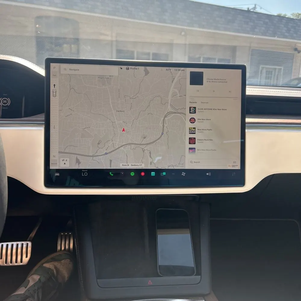 2021 Tesla Model S Plaid