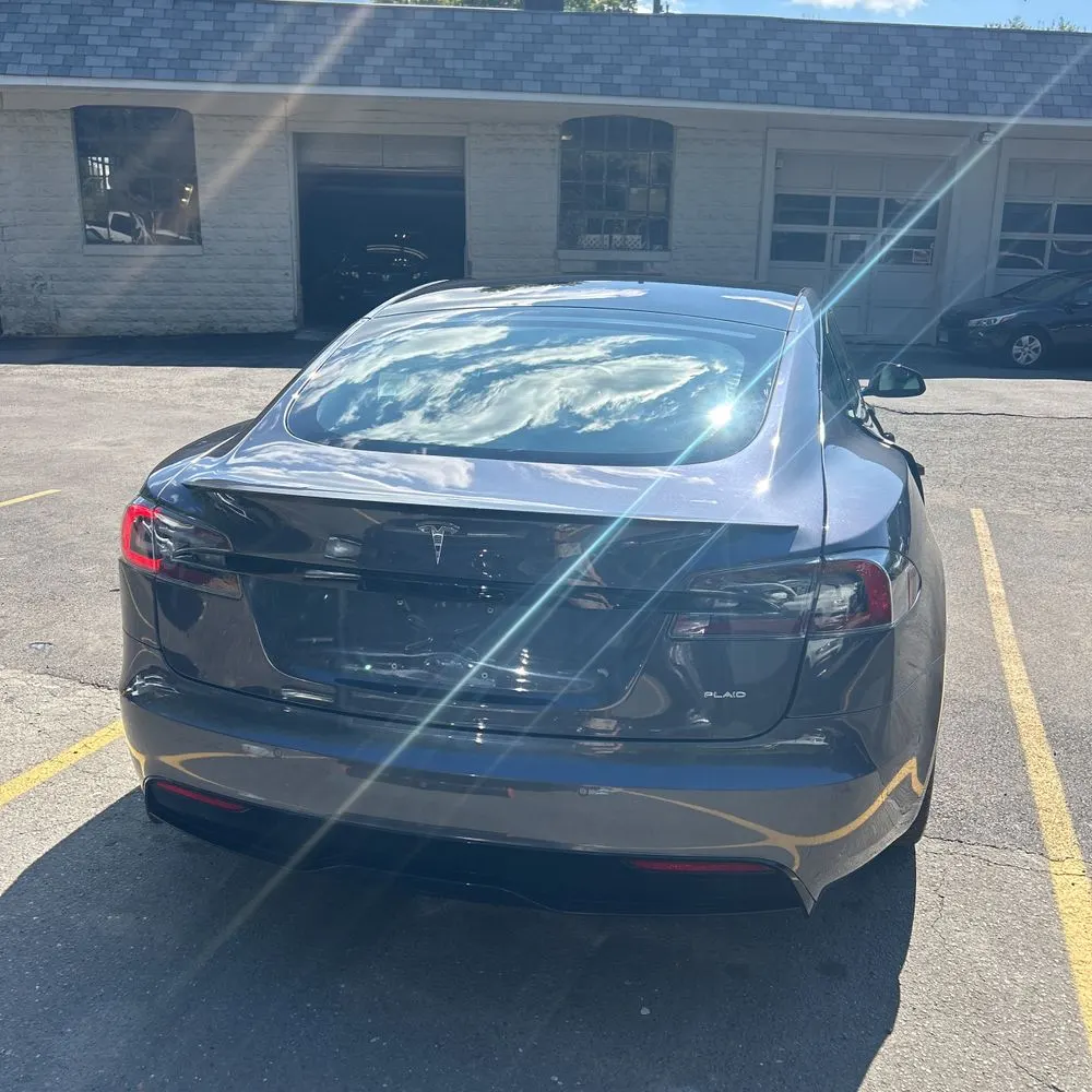 2021 Tesla Model S Plaid