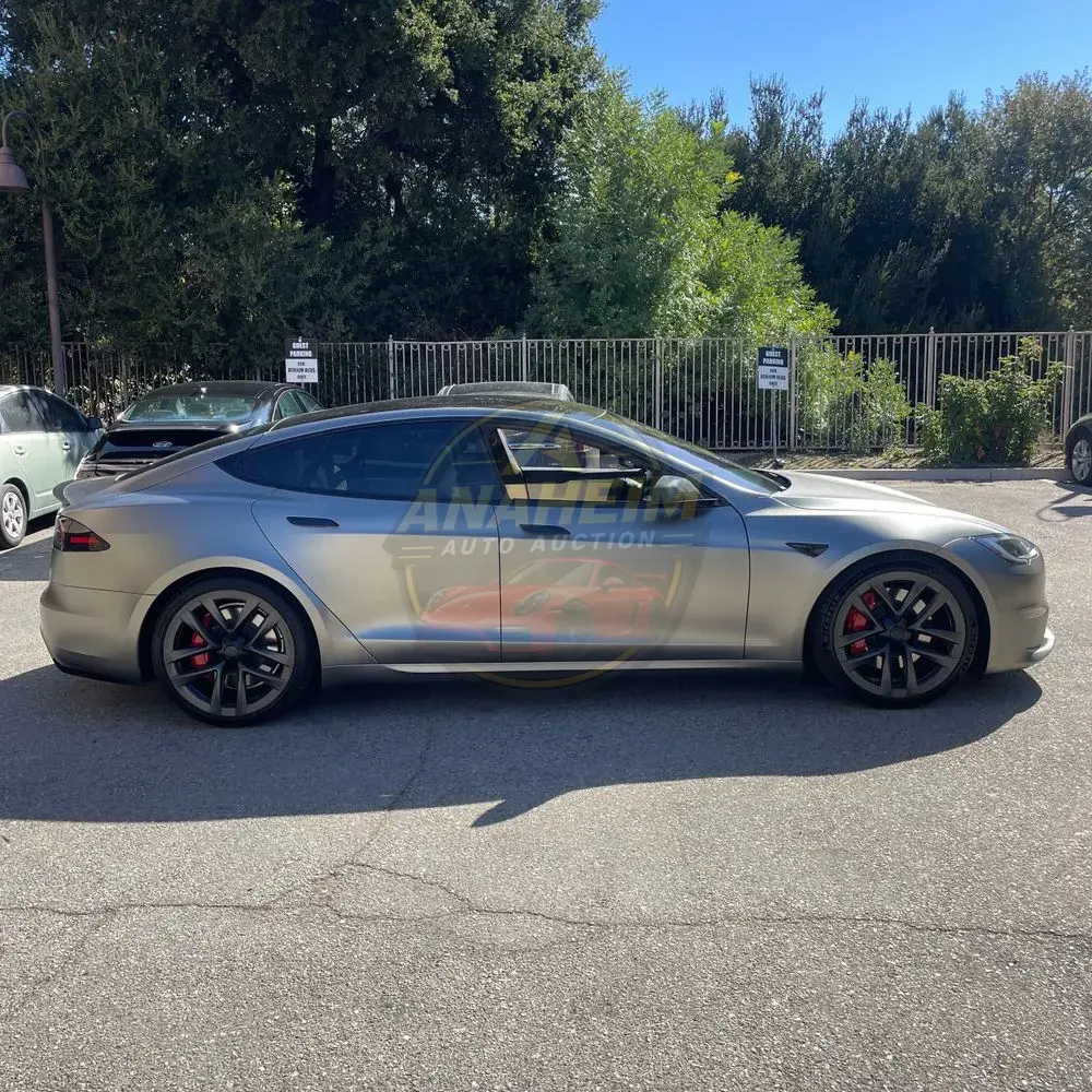 2023 Tesla Model S Plaid