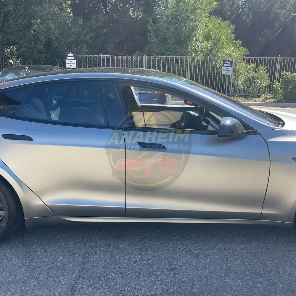 2023 Tesla Model S Plaid