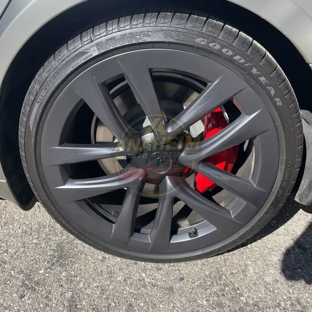 2023 Tesla Model S Plaid