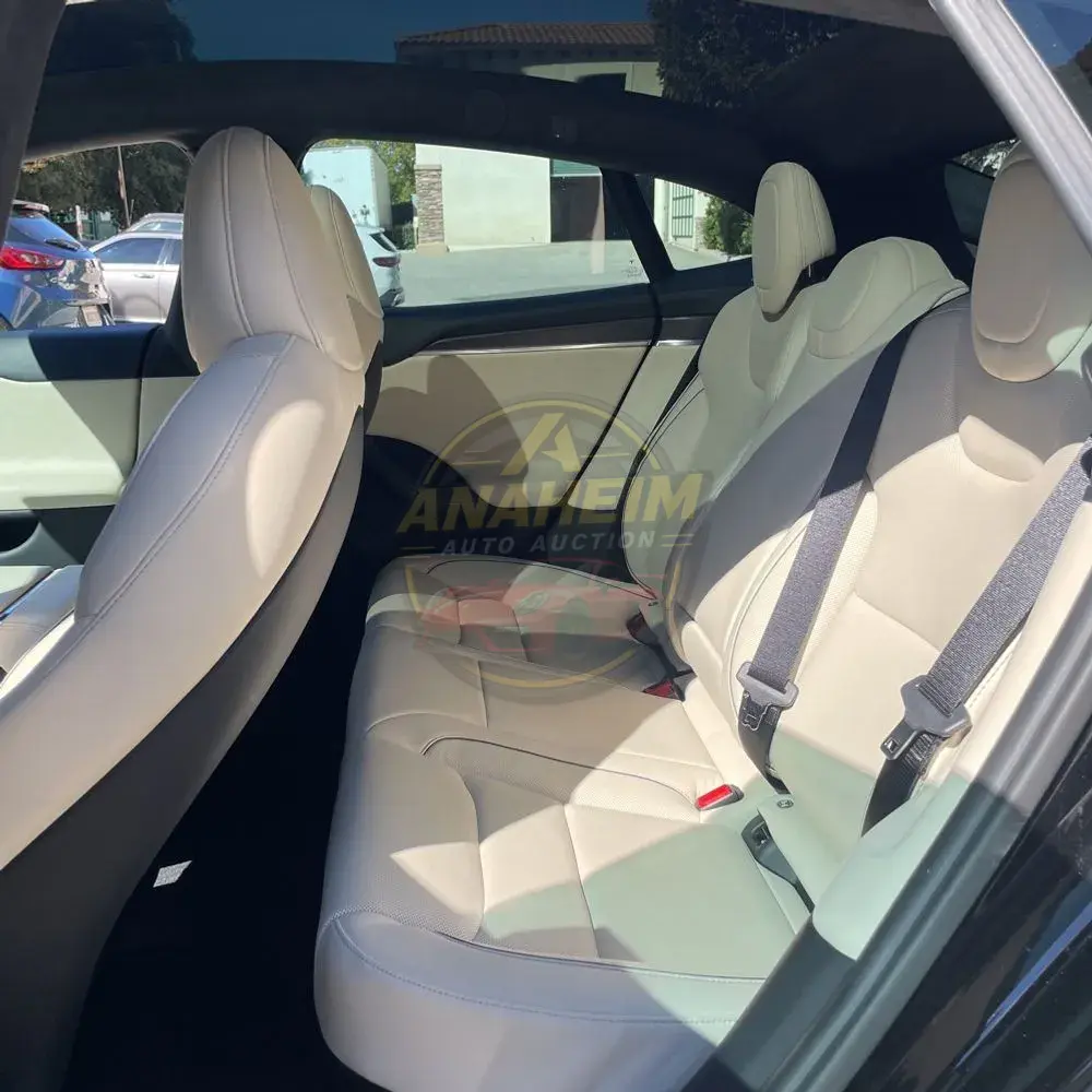 2023 Tesla Model S Plaid