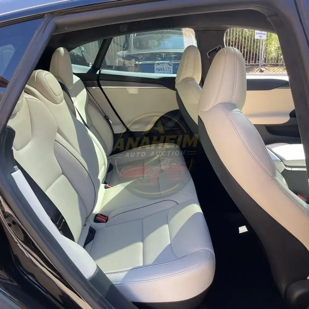 2023 Tesla Model S Plaid