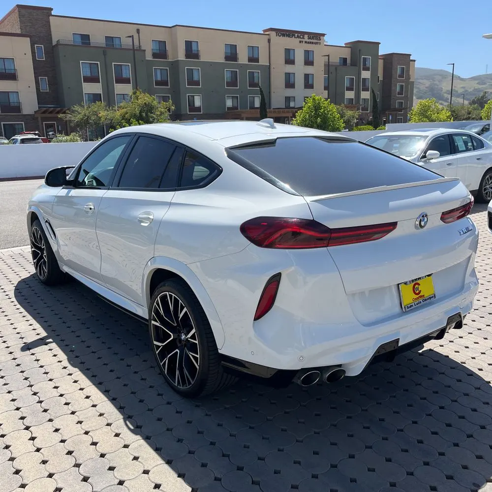 2022 BMW X6 M