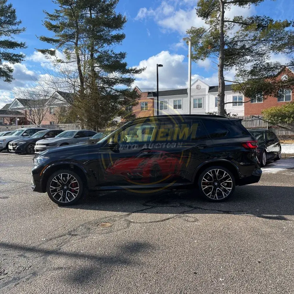 2022 BMW X5 M