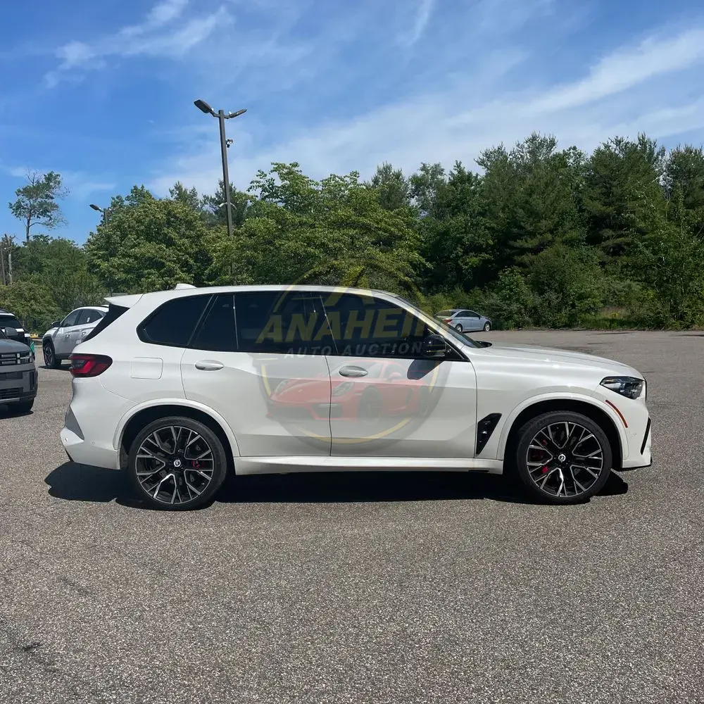 2023 BMW X5 M