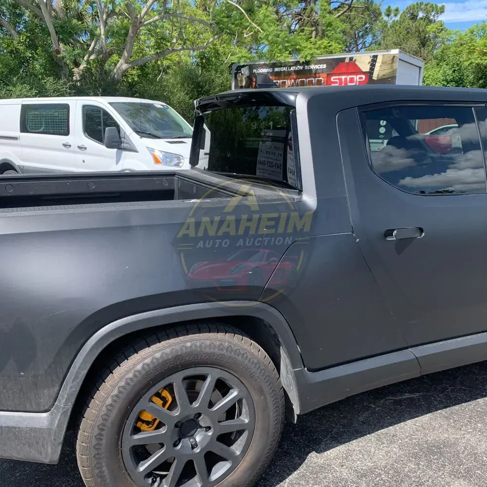 2022 Rivian R1T Adventure