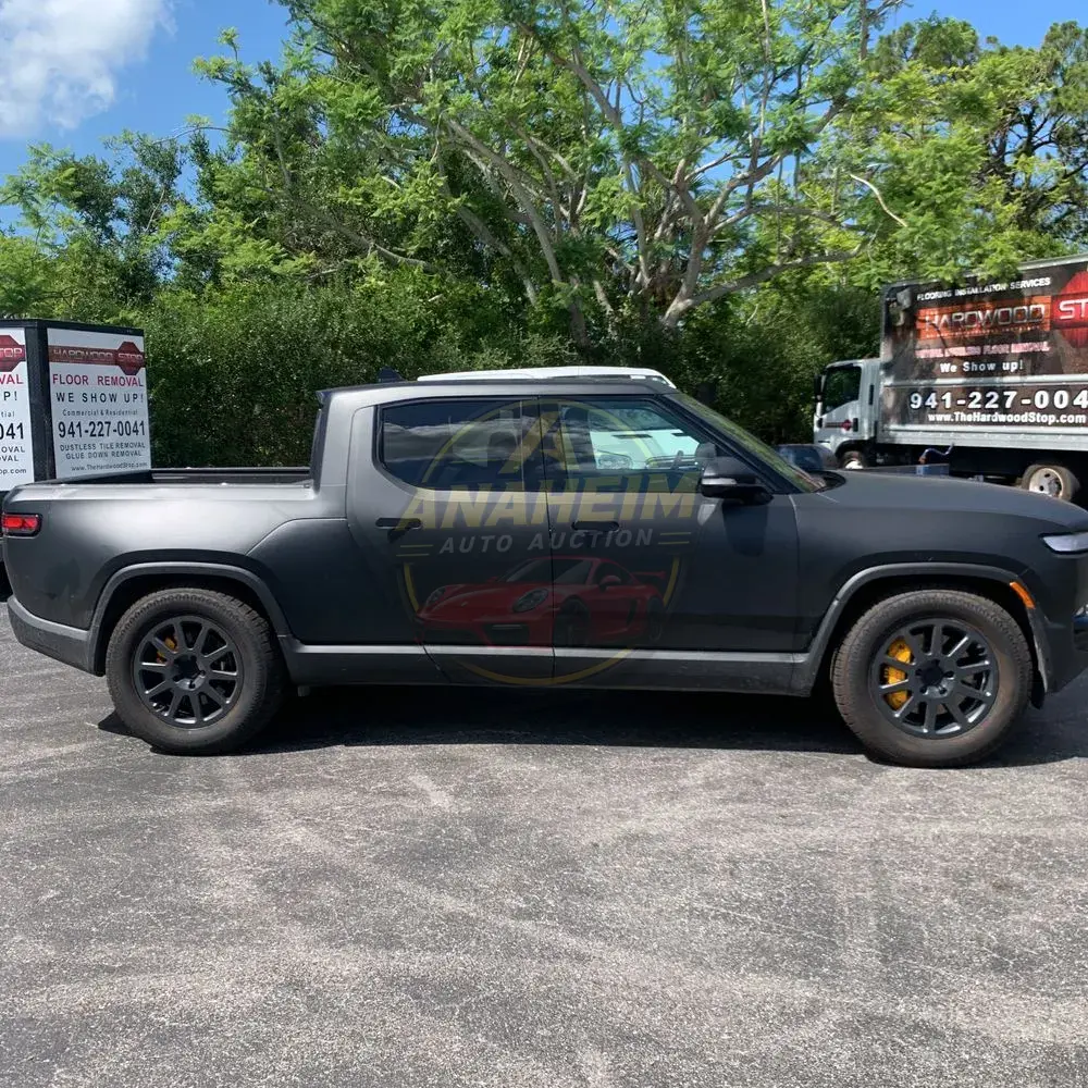2022 Rivian R1T Adventure