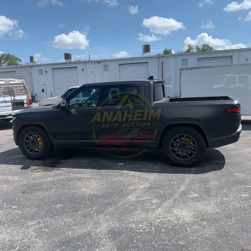 2022 Rivian R1T Adventure