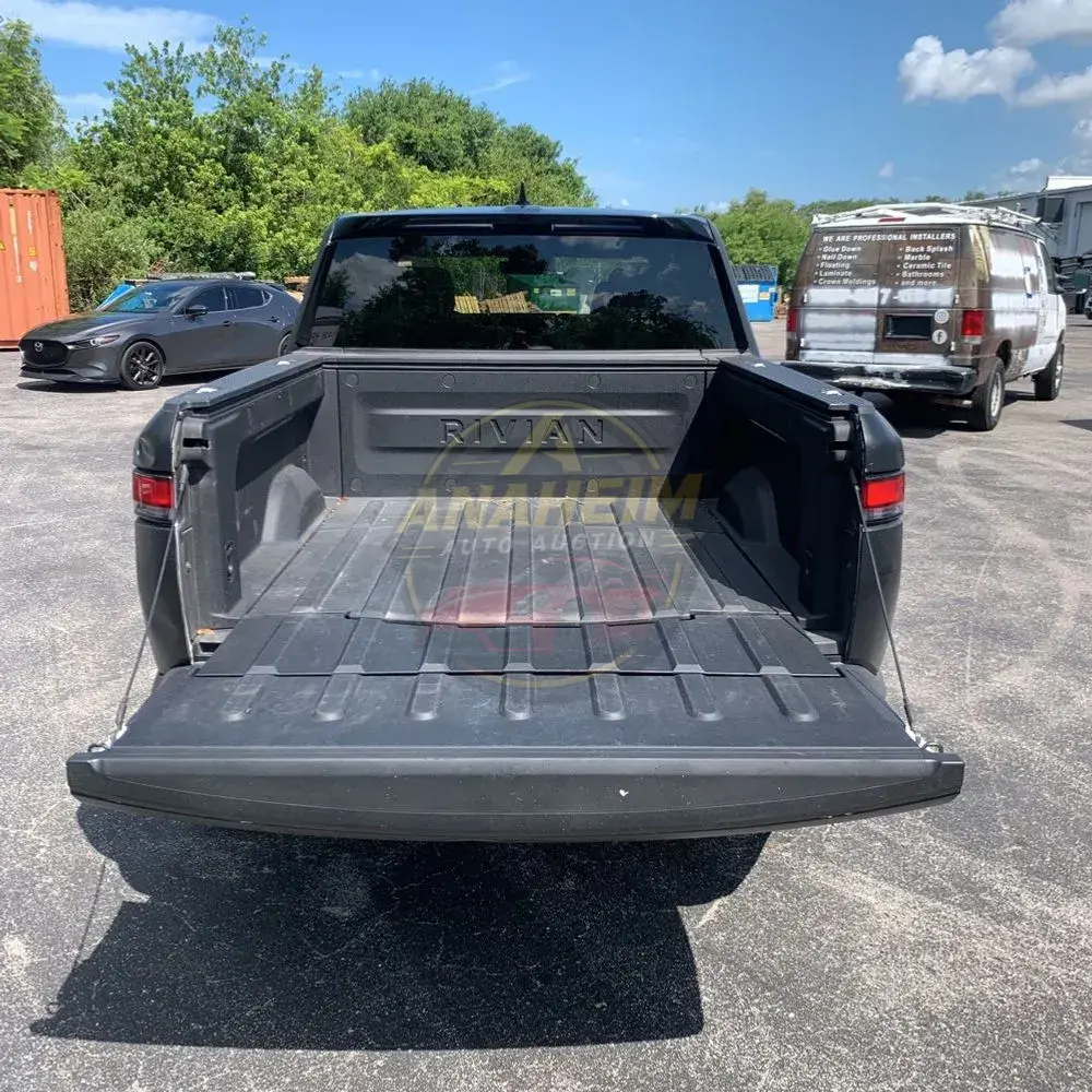 2022 Rivian R1T Adventure