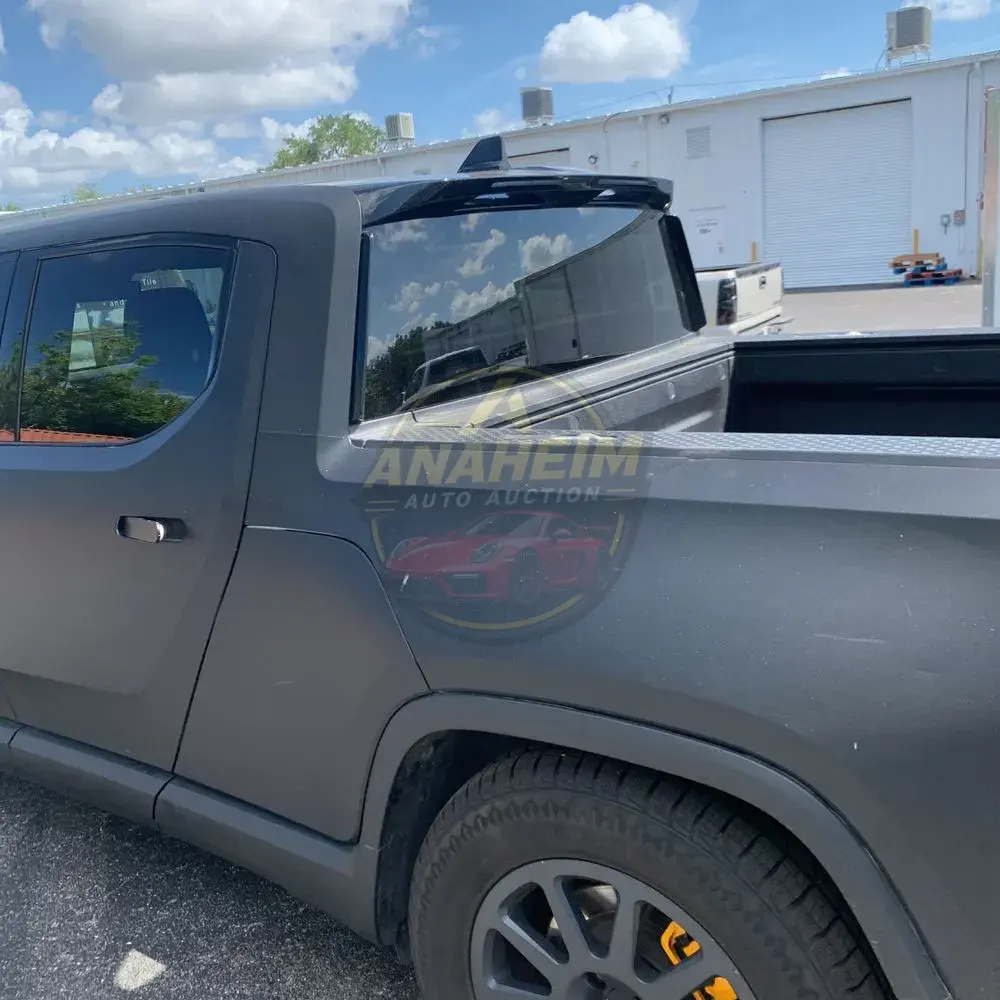 2022 Rivian R1T Adventure