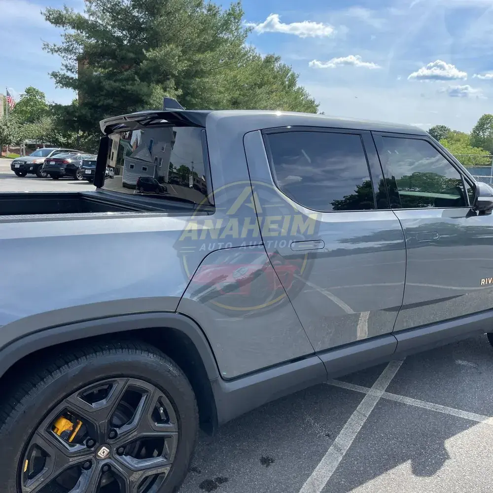2023 Rivian R1T Adventure Quad-Motor