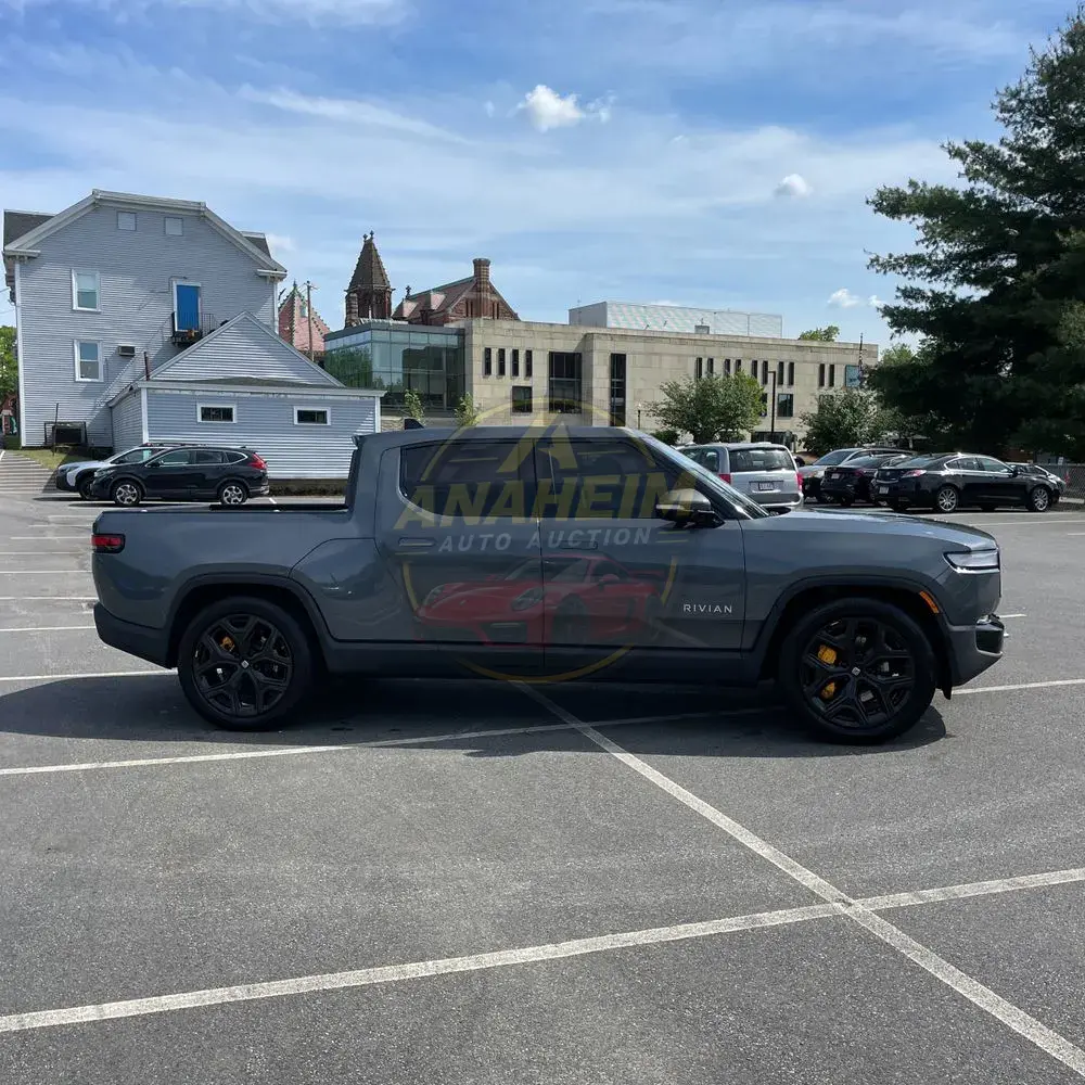 2023 Rivian R1T Adventure Quad-Motor