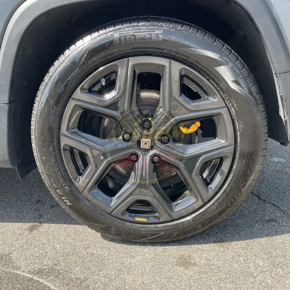2023 Rivian R1T Adventure Quad-Motor