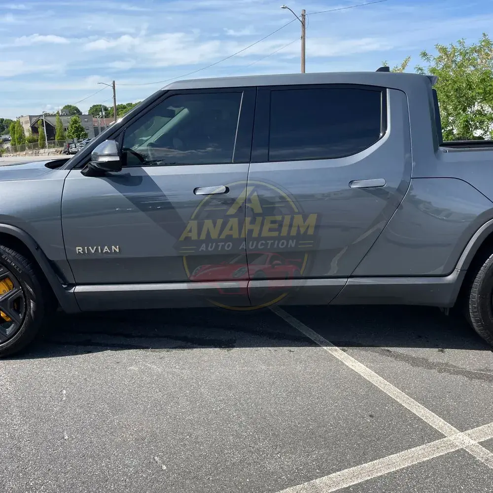 2023 Rivian R1T Adventure Quad-Motor