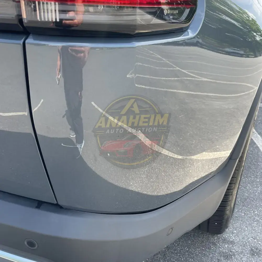 2023 Rivian R1T Adventure Quad-Motor