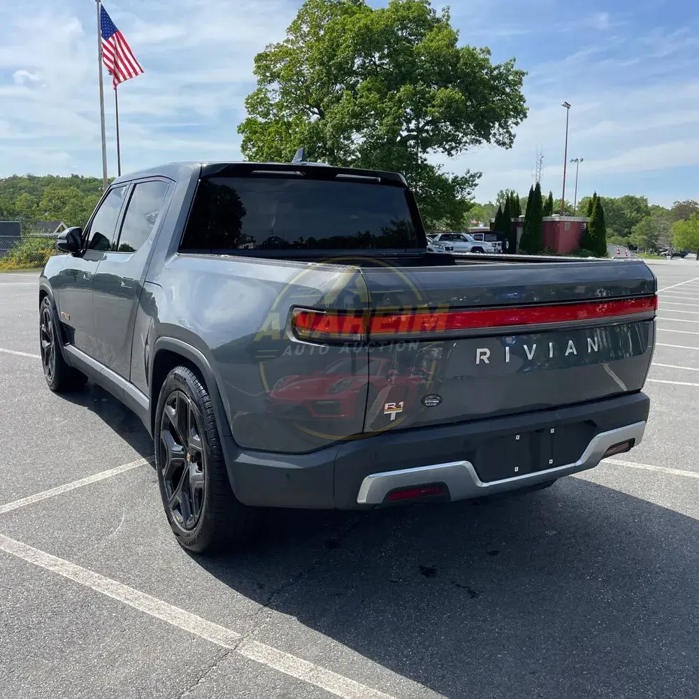 2023 Rivian R1T Adventure Quad-Motor
