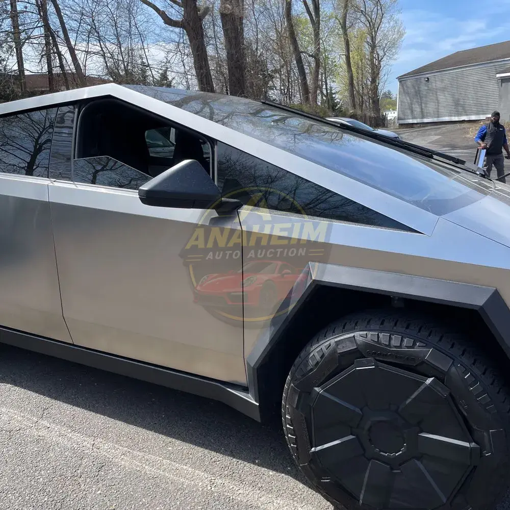 2024 Tesla Cybertruck Base