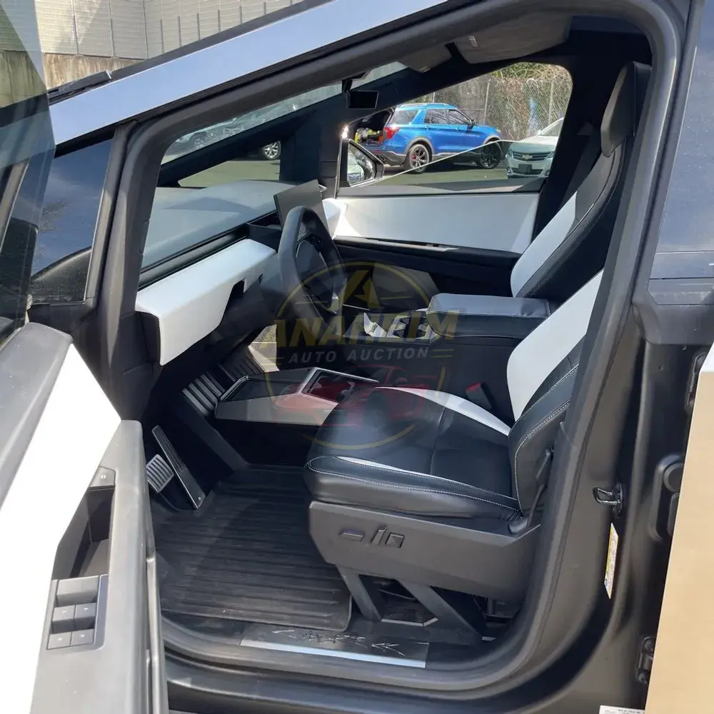 2024 Tesla Cybertruck Base