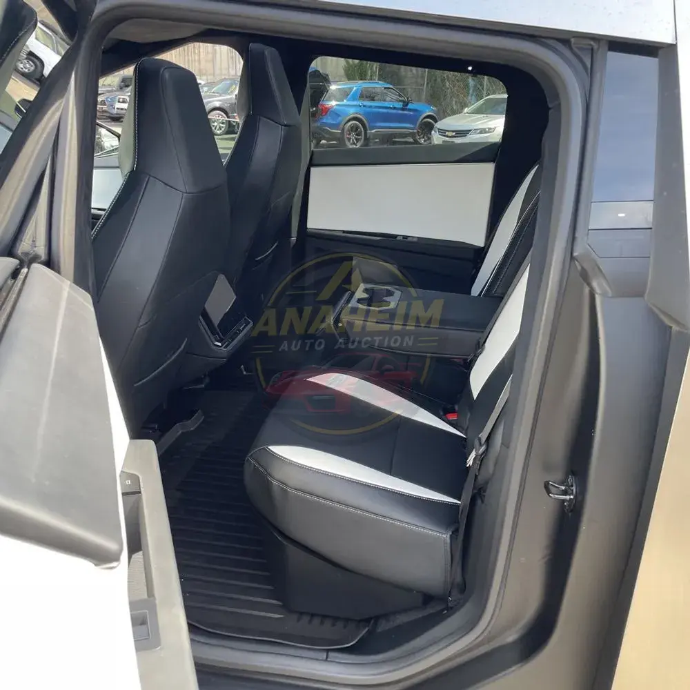 2024 Tesla Cybertruck Base