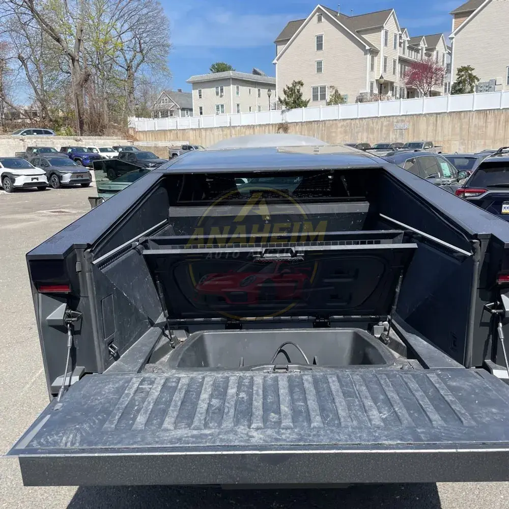2024 Tesla Cybertruck Base