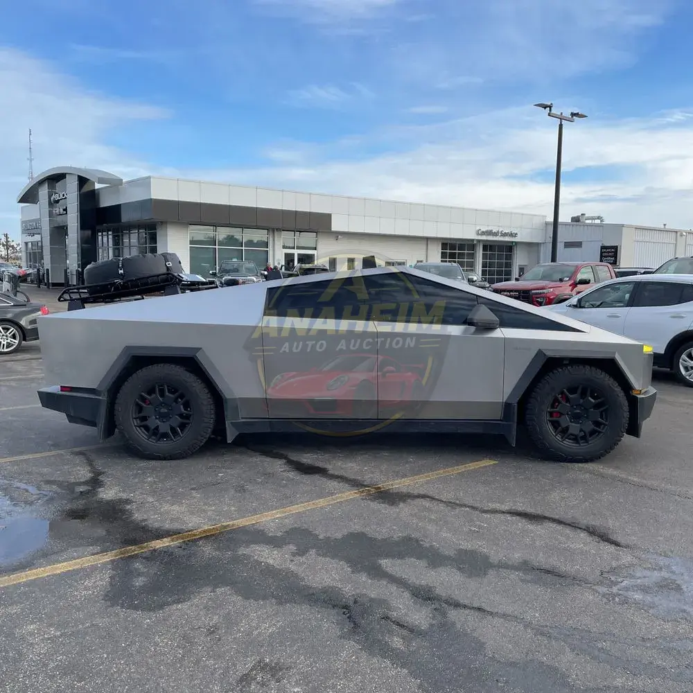 2024 Tesla Cybertruck Base