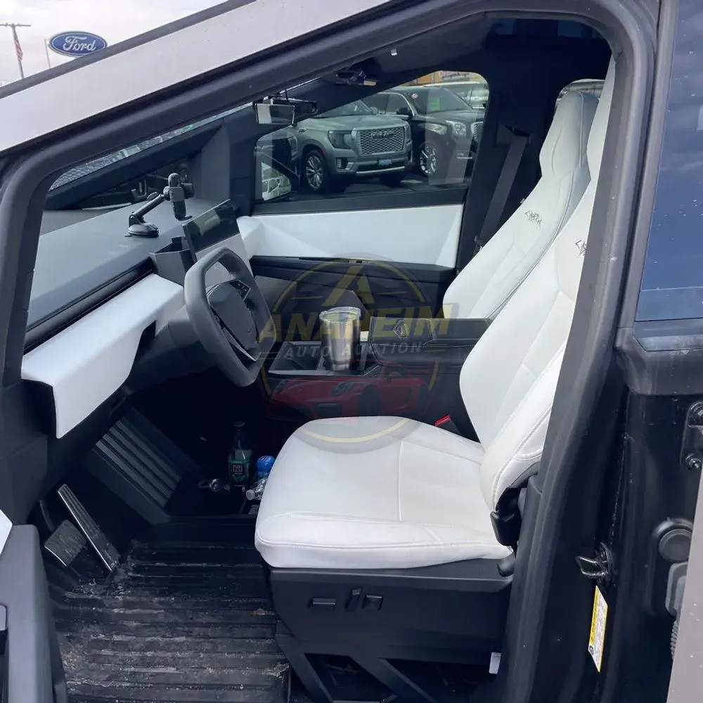2024 Tesla Cybertruck Base